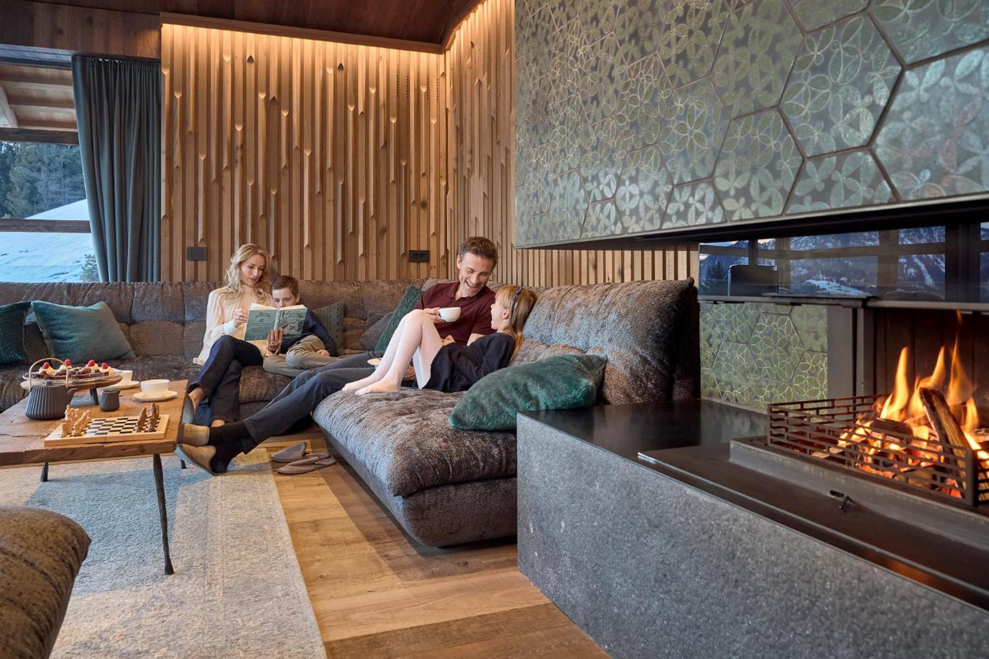 Luxury Chalet Vilaiet Ortisei Eksteriør billede